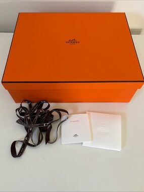 HERMES Orange Empty Shoe Bag Boot Gift Box Medium 14” x 11” x 5” Authentic